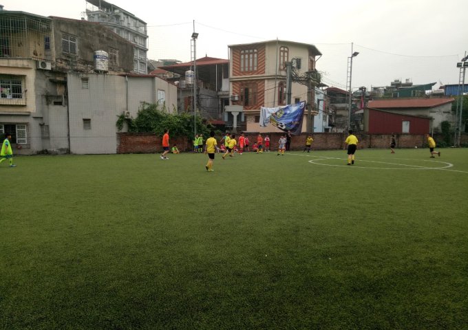 SANG NHƯỢNG SÂN BÓNG QUÂN ĐỘI HOÀNG MAI (SÂN LÒ GẠCH)