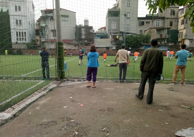 SANG NHƯỢNG SÂN BÓNG QUÂN ĐỘI HOÀNG MAI (SÂN LÒ GẠCH)