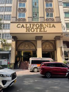 Bán khách sạn tiêu chuẩn 4* CALIFORNIA 52-54 Thủ Khoa Huân P. Bến Thành, Q. 1, TP. HCM.