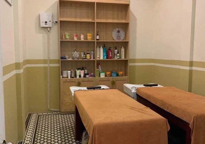 Mình cần sang tiệm Nail ở 59 Nguyễn Bỉnh Khiêm , Phường Đa Kao, Quận 1