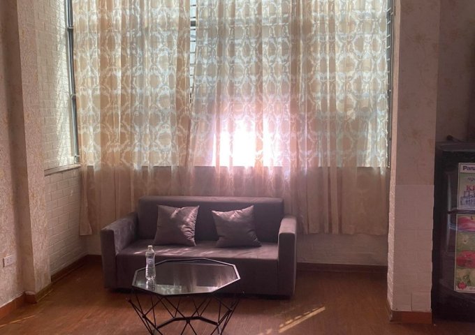 Cho thuê căn hộ ở Phan Kế Bính, Cống Vị, Ba Đình, Hà Nội.