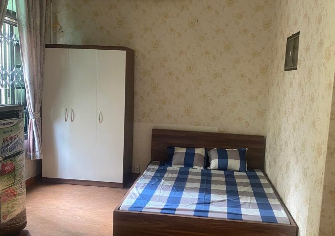 Cho thuê căn hộ ở Phan Kế Bính, Cống Vị, Ba Đình, Hà Nội.