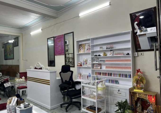 CẦN SANG NHƯỢNG VÀ BÁN HẾT ĐỒ NAIL MỚI 99%