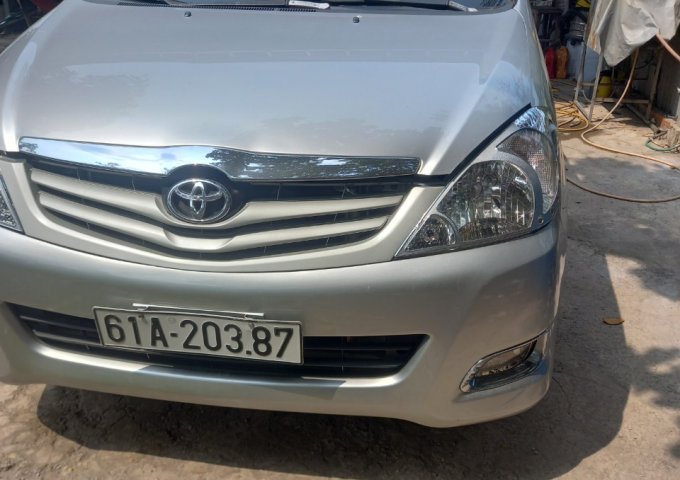 CẦN BÁN XE INNOVA 2010