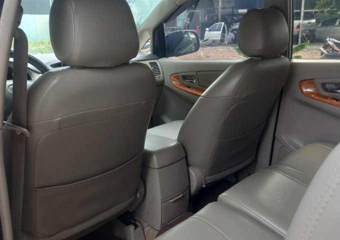 CẦN BÁN XE INNOVA 2010