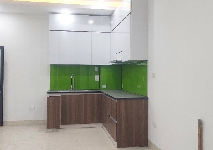 Chính chủ cần bán nhà 2 tầng mặt ngõ rộng tại 238 Âu Cơ, Quảng An, Tây Hồ, Hà Nội.