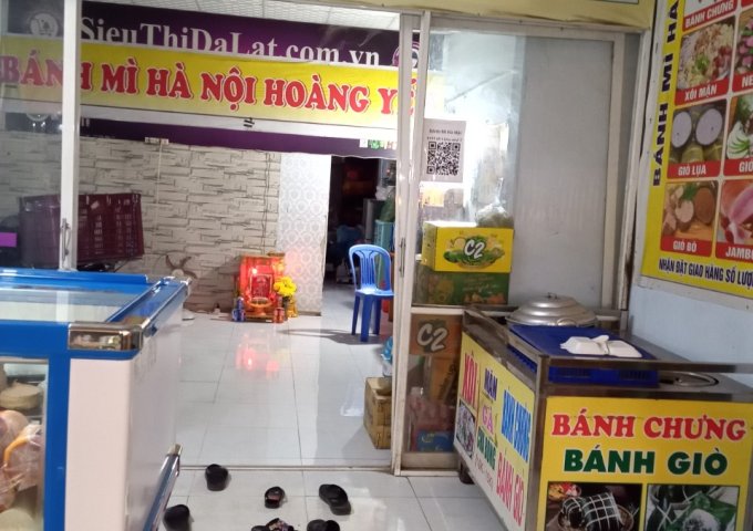 SANG NHƯỢNG QUÁN BÁNH MỲ HÀ NỘI