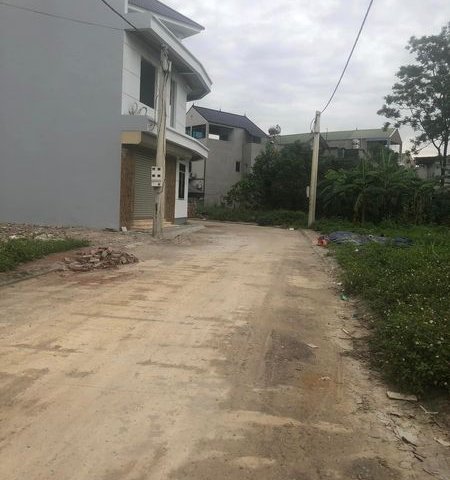 Cần bán đất đấu giá Đông Sơn, huyện Chương Mỹ, HN