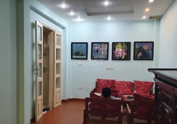 Chính chủ cần cho thuê căn hộ tập thể tầng 2 tại khu 7.2 ha Vĩnh Phúc - Ba Đình - Hà Nội