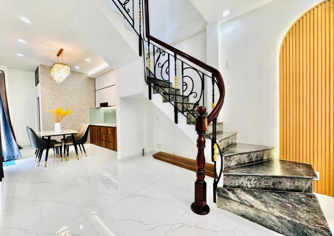 NHÀ ĐẸP, MỚI XÂY 5 TẦNG, 40M2, PHAN XÍCH LONG, PHÚ NHUẬN, NHỈNH 7 TỶ.