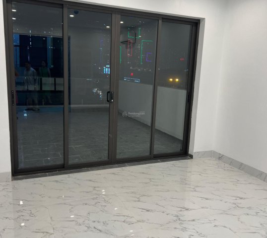 Cho thuê nhà phố Hồ Tùng Mậu 85m2 x 7 tầng làm Văn phòng, TT gia sư tiếng anh, Trung tâm năng khiếu