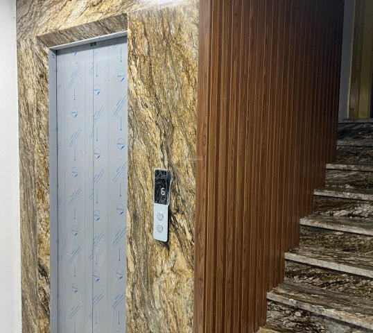 Cho thuê nhà phố Hồ Tùng Mậu 85m2 x 7 tầng làm Văn phòng, TT gia sư tiếng anh, Trung tâm năng khiếu