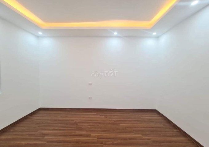 Cho thuê phòng Bách Kinh Xây