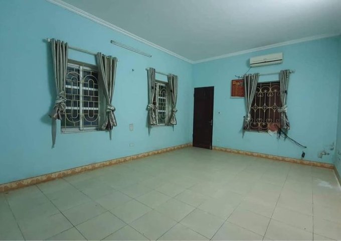 Cho thuê nhà nguyên căn 3 tầng mặt phố Phúc Diễn - Bắc Từ Liêm - HN