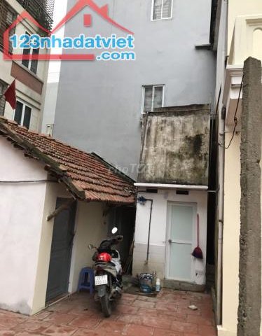 Cho thuê nhà trong hẻm ngõ 107 Hữu Hưng, 256m2, Tây Mỗ, Nam Từ Liêm