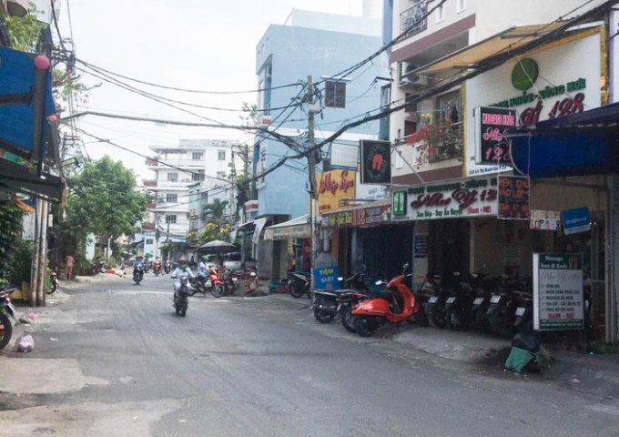 Bán nhà MTKD giá hạt giẻ Lê Thị Bạch Cát, Q11, 4.4x8m, 4 tầng nhà đẹp giá sốc 6.6 tỷ