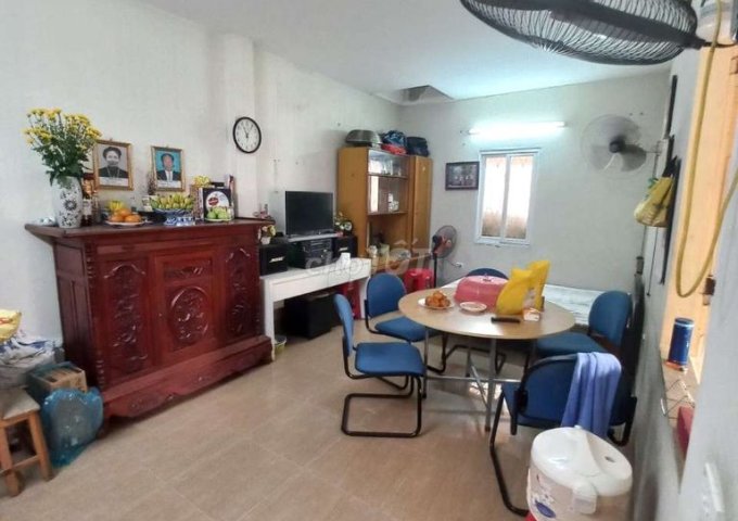 Chính chủ bán nhà 3 tầng số 34 ngõ 10/16 Láng Hạ, Ba Đình, Hà Nội.