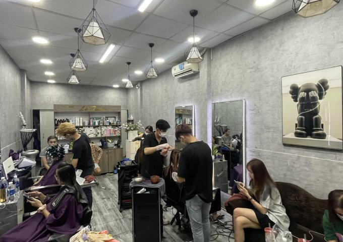 CẦN SANG NHƯỢNG SALON ĐÃ HOẠT ĐỘNG ĐƯỢC 3 NĂM