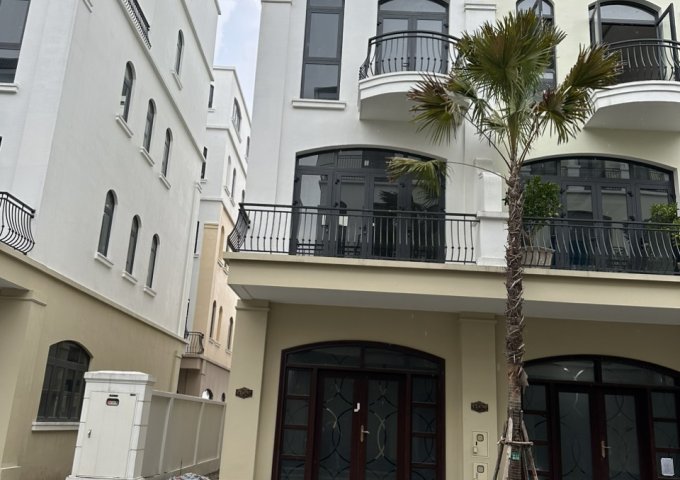 Bán Liền Kề Tại Vin Hưng Yên 48m2 Hoàn Thiện Thô giá 4,7xty. LH 0974 744 203