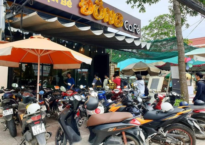 GẤPPP. . . Sang quán CAFE MẶT TIỀN NGUYỄN VĂN CỪ nối dài