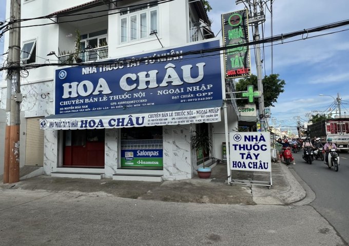 Vì hoàn cảnh gia đình mình cần sang lại nhà thuốc ạ!