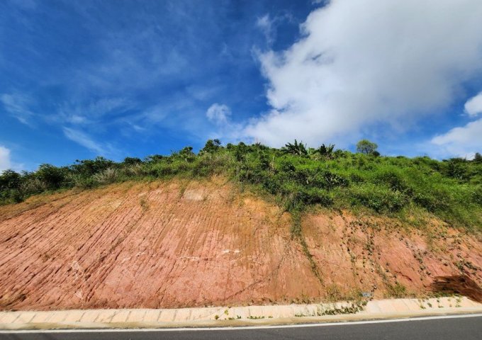 Mình cần bán đất chính chủ 100m mặt tiền đường nhựa Làng 2 Đạ K Nàng.