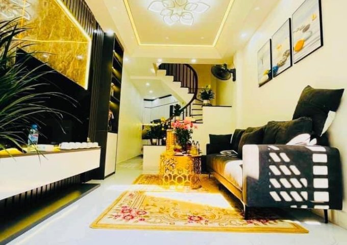 chung cư Rose Town 79 Ngọc Hồi 80 mét 2 ngủ chỉ 2,9 tỷ