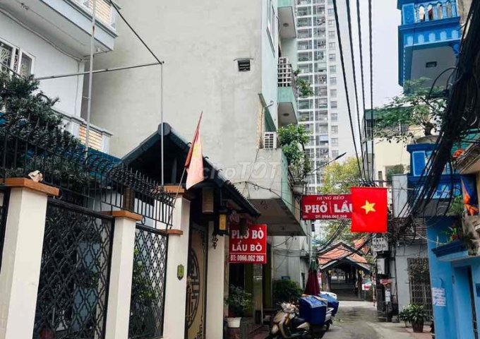 Chính chủ cần sang nhượng cửa hàng Nails, Mi, gội đầu tại Hà Đông.