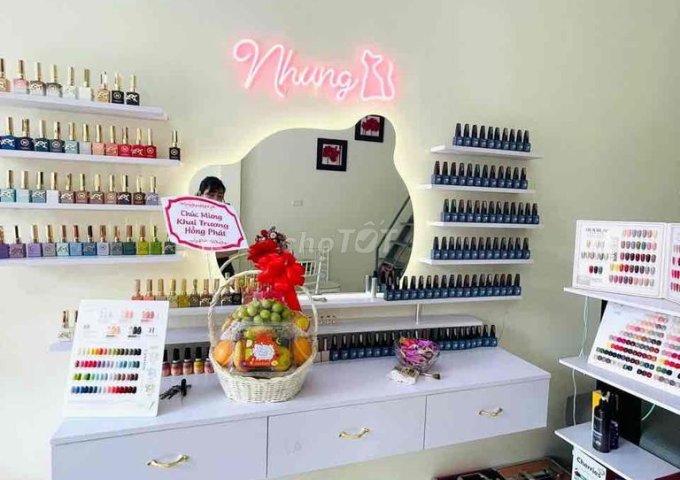 Chính chủ cần sang nhượng cửa hàng Nails, Mi, gội đầu tại Hà Đông.
