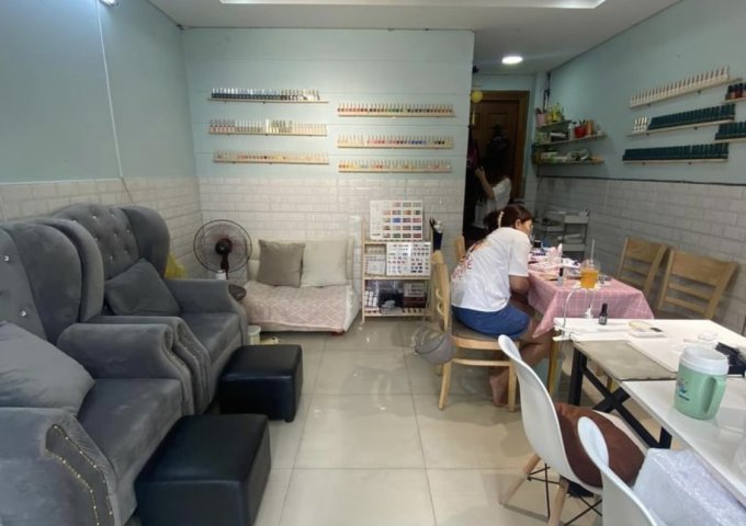 CẦN SANG GẤP TIỆM NAIL TRONG THÁNG 7