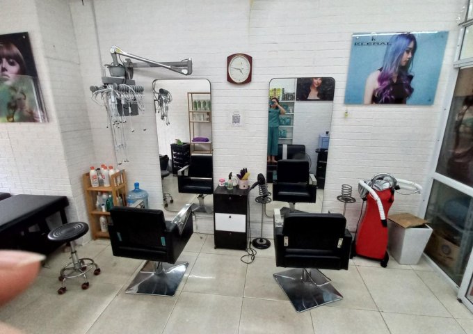 CẦN SANG NHƯỢNG SALON TÓC khu Đô Thị Mới Sài Đồng, Long Biên, Hà Nội