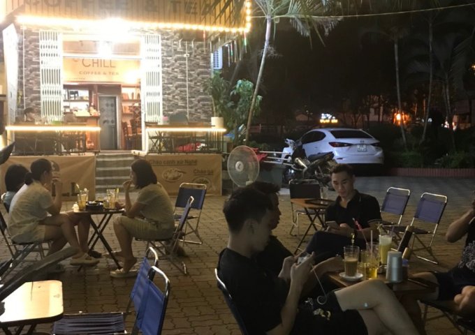 Sang nhượng quán cafe -karaoke hát cho nhau nghe- kèm bán đồ ăn nhanh vào buổi sáng