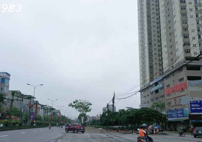 Bán nhà mặt phố Lai Xá, kinh doanh, xe tải, giá 3.9x tỷ