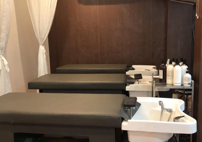 CHÍNH CHỦ CẦN SANG NHƯỢNG LẠI SPA DƯỠNG SINH ĐỊA CHỈ: phố Nguyễn Công Hoan Ngọc Khánh Ba Đình Hà Nội