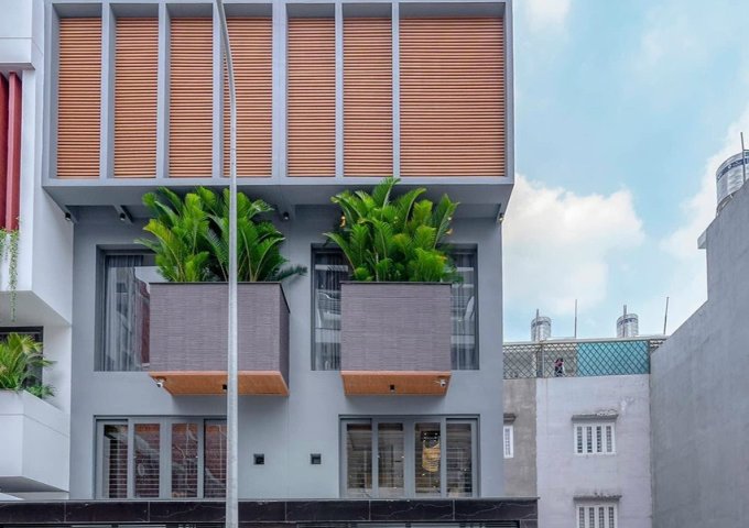 Hẻm xe tải 133 Hòa Hưng, P12, Q10, 3.6x15, 4 tầng, 13.5 Tỷ.