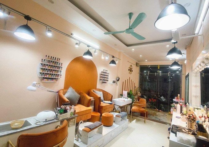 Mình cần sang nhượng lại TIỆM NAIL -MI -SPA -MAKEUP