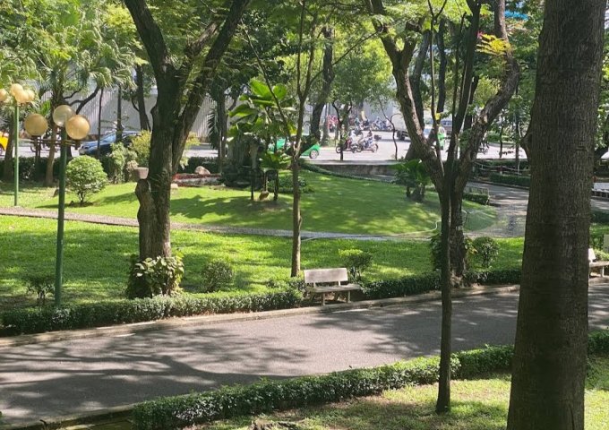 Bán nhà khu vip sân bay mặt tiền đường Phổ Quang, Phường 2 Tân Bình, Giá chỉ 23 tỷ cho 68m2