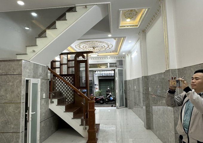 Ngộp Bank Bán Gấp Nhà Mặt tiền đường 24A, Bình Tân, 4 tầng, 4 Phòng Ngủ