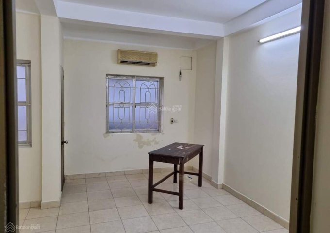 Cho thuê nhà nguyên căn Lạc Long Quân Xuân La Tây Hồ 43m² 4 tầng giá 11tr