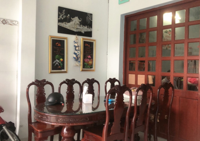 Nhà bán  gần Nguyễn Hữu Thọ, Nhà bè, 8x17,5 đường 8m, giá giảm còn 3.x tỷ