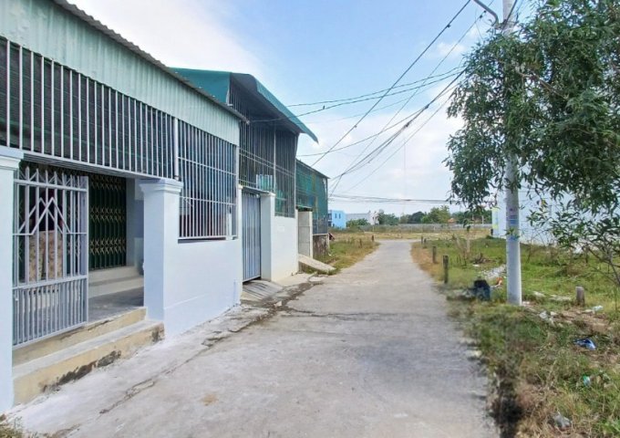 Bán gấp nhà mới xây thôn Trung, Vĩnh Phương, Nha Trang