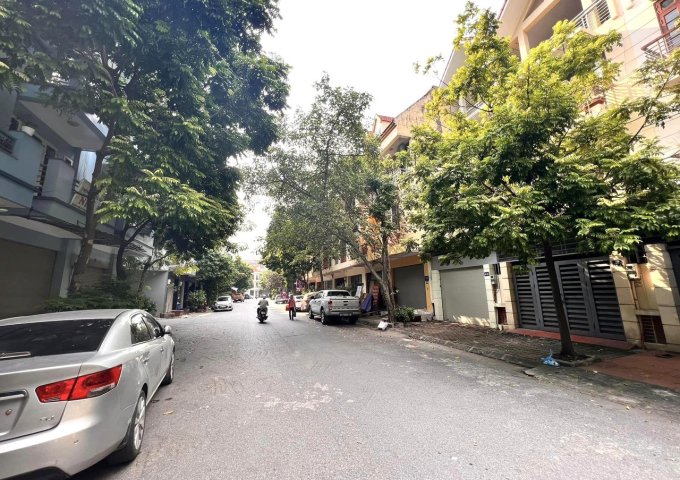 5.Nhà Đẹp Phân Lô Vỉa Hè KĐT Văn Khê Hà Đông 5 Tầng Mặt tiền 5m, 3 Ô tô tránh 9.8 Tỷ