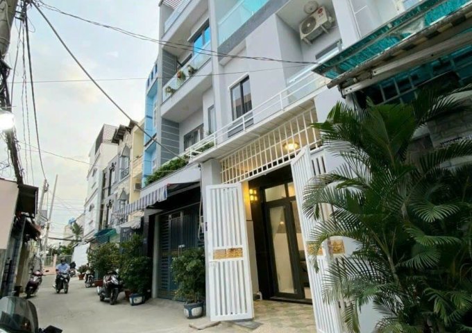 Bán nhà Gò Vấp dưới 5 tỷ, hẻm 108 Phan Huy Ích, lô góc 2 mặt tiền hẻm oto, 54m2 ,