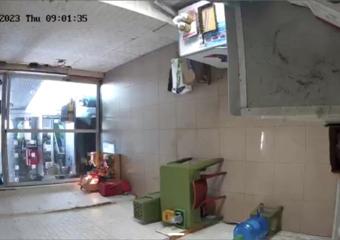 Mình nhượng lại cửa hàng ở 118 Dương Quảng Hàm như hình chụp