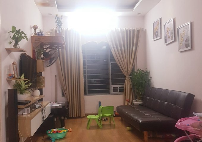 Bán gấp căn 2 ngủ 70m2 tòa 19T6 Kiến Hưng,Hà Đông.