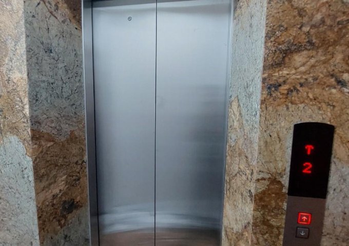 Cắt lố CCMINI CẦU DIÊN, 7 tầng thang máy, ô tô, lô góc, giá 8.5 tỷ