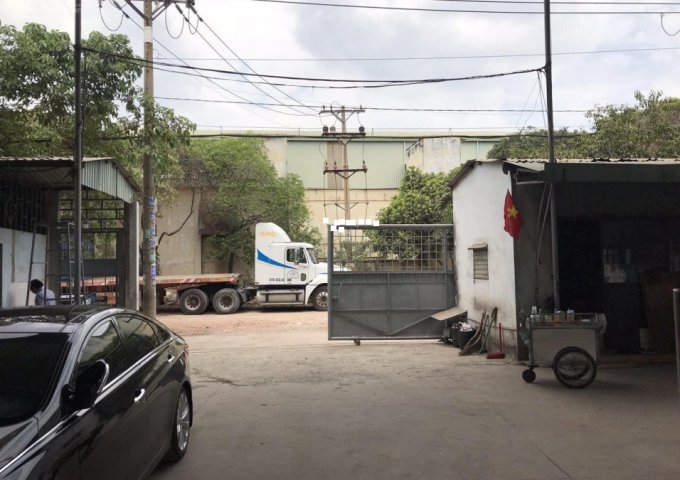 xưởng 3100m2 2 mặt tiền xe Cont 24h, gần cầu Tham Lương, giá tốt!