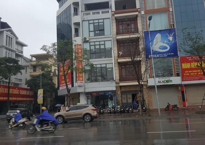 Bán 80m2 nhà mặt phố Võ Chí Công Tây Hồ kinh doanh nhỉnh 300 triêu/m2.