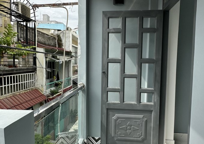 Ngộp bank Bán gấp Nhà Hẻm Khu Tên Lửa, Bình Tân, 2 tầng, full nội thất
