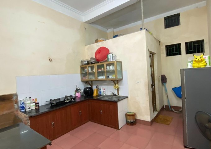 CHÍNH CHỦ CHO THUÊ 2 TẦNG NGUYÊN CĂN VÀO Ở NGAY, CÁCH KĐT ECOPARK 1KM